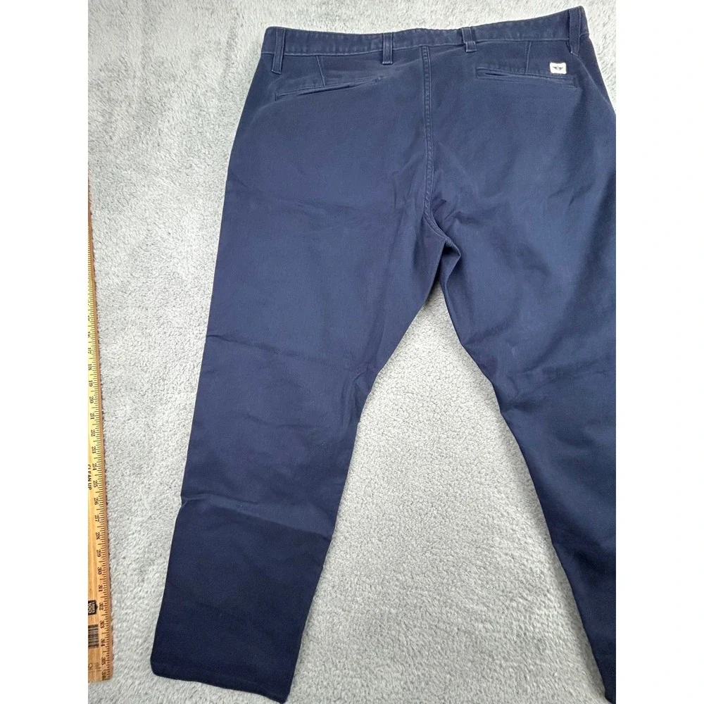 Dockers Original Alpha Khaki Mens Athletic Fit Navy Blue Chino Pants 40x27
